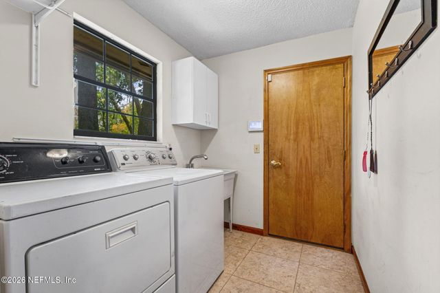 2591 EAGLE BAY Drive, Orange Park, FL 32073
