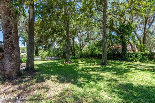 2591 EAGLE BAY Drive, Orange Park, FL 32073