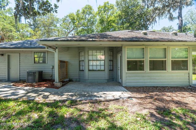 2591 EAGLE BAY Drive, Orange Park, FL 32073