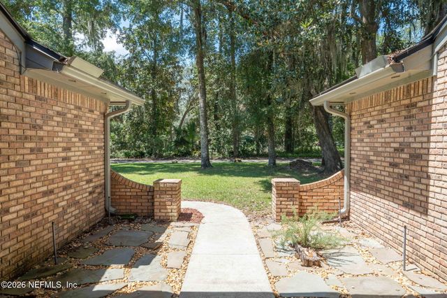 2591 EAGLE BAY Drive, Orange Park, FL 32073