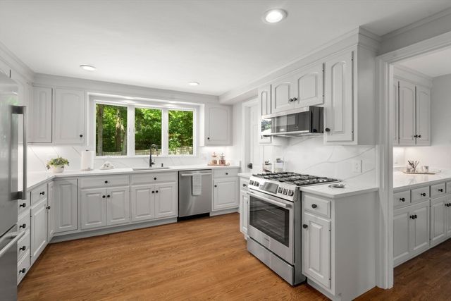 100 Village Hill Road, Belmont, MA 02478
