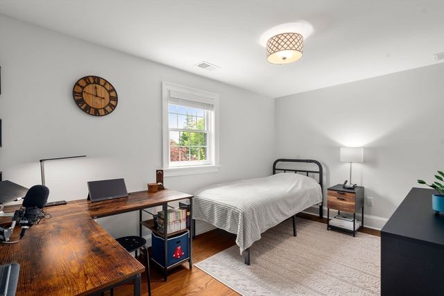 100 Village Hill Road, Belmont, MA 02478