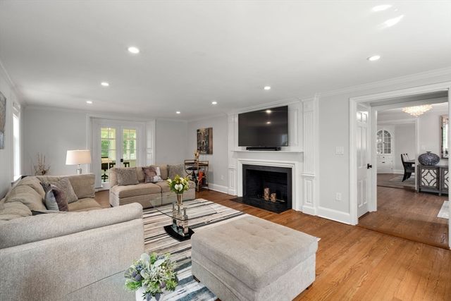 100 Village Hill Road, Belmont, MA 02478