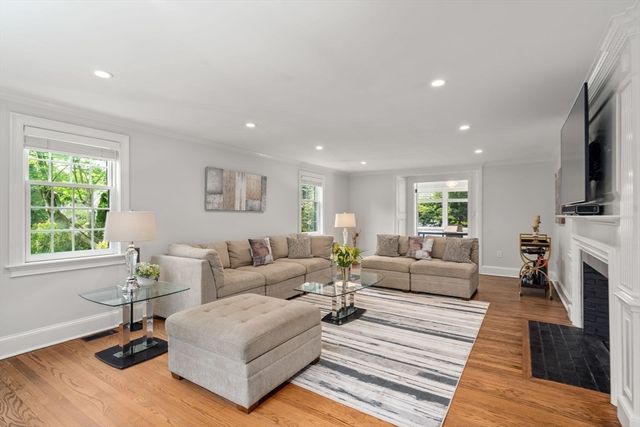 100 Village Hill Road, Belmont, MA 02478