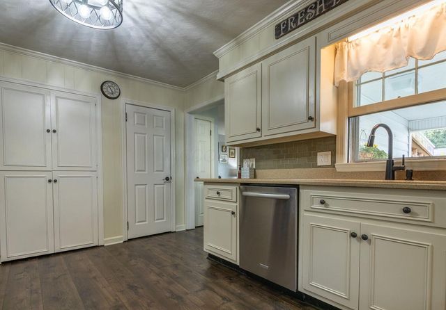 623 E 5th Avenue, Lancaster, OH 43130