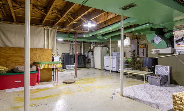 623 E 5th Avenue, Lancaster, OH 43130