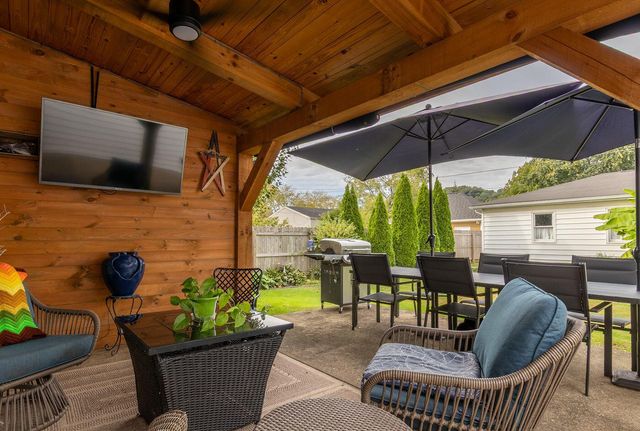 623 E 5th Avenue, Lancaster, OH 43130