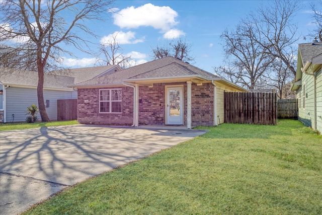 1122 S Hazelwood, Sherman, TX 75090