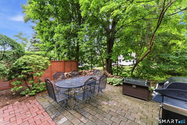 59 Prospect Street D, Ridgefield, CT 06877