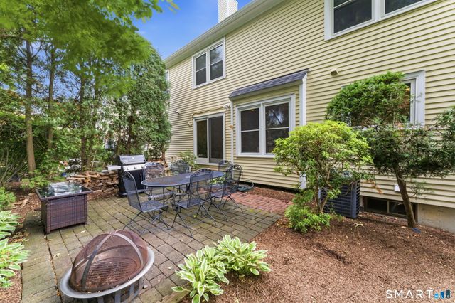 59 Prospect Street D, Ridgefield, CT 06877
