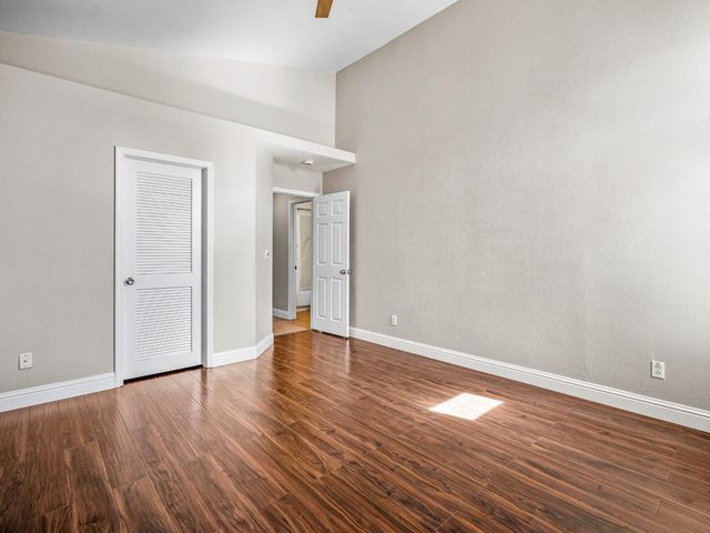 7104 Beaver Falls Way, Elk Grove, CA 95758