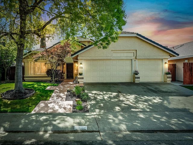 7104 Beaver Falls Way, Elk Grove, CA 95758