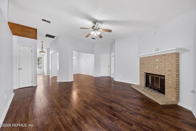 14203 HAMPTON FALLS Drive N, Jacksonville, FL 32224