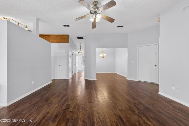 14203 HAMPTON FALLS Drive N, Jacksonville, FL 32224