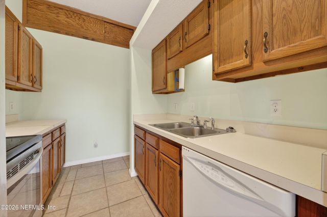 14203 HAMPTON FALLS Drive N, Jacksonville, FL 32224