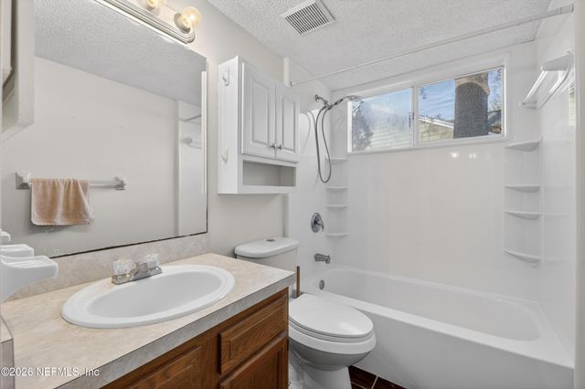 14203 HAMPTON FALLS Drive N, Jacksonville, FL 32224