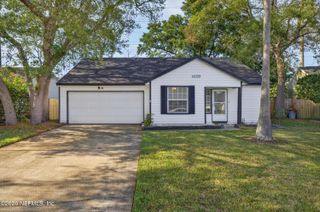 14203 HAMPTON FALLS Drive N, Jacksonville, FL 32224