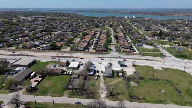 7405 Elm Street, The Colony, TX 75056