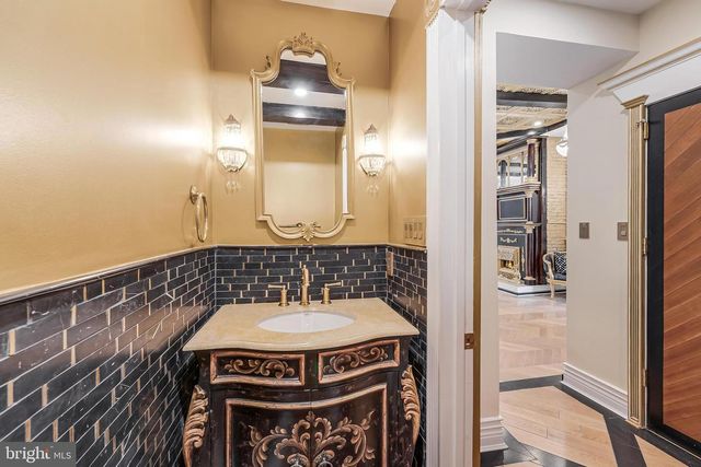 810 PRINCE ST, Alexandria, VA 22314