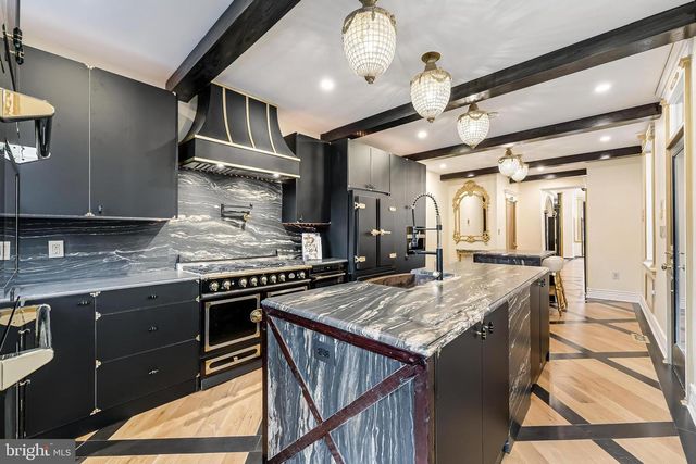 810 PRINCE ST, Alexandria, VA 22314