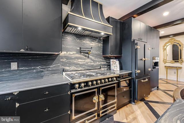 810 PRINCE ST, Alexandria, VA 22314