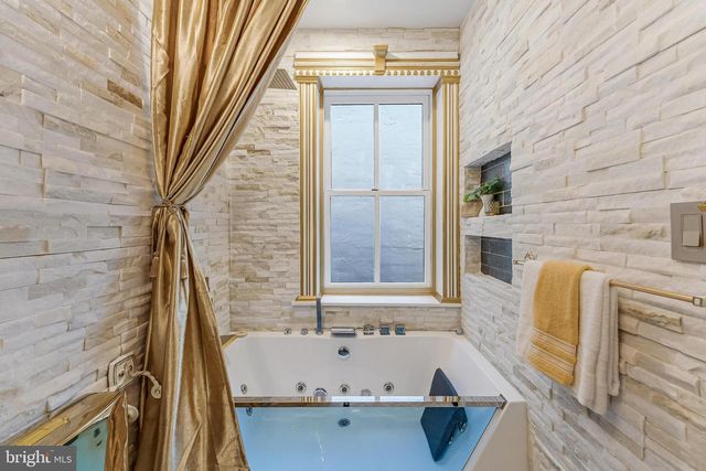 810 PRINCE ST, Alexandria, VA 22314