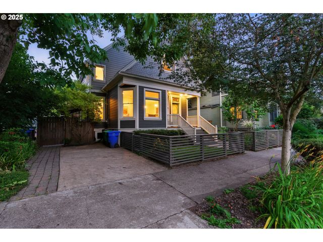 1912 Ne 11TH Ave, Portland, OR 97212