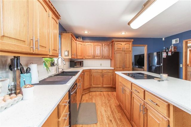 1162 SW 225th Road, Holden, MO 64040