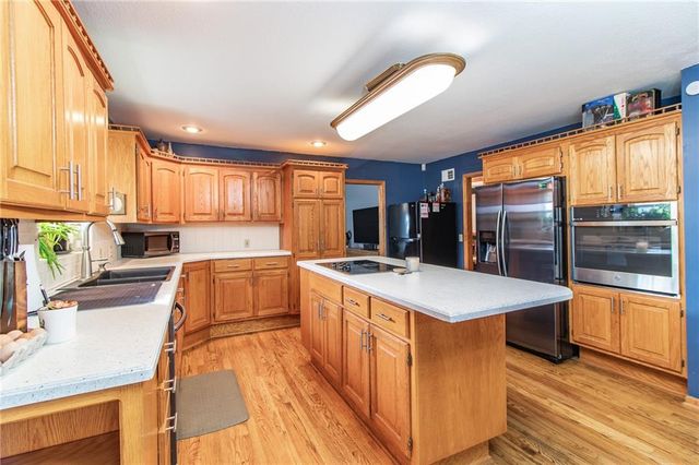 1162 SW 225th Road, Holden, MO 64040