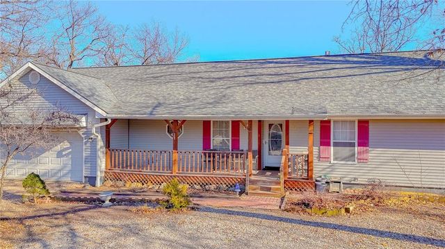 1162 SW 225th Road, Holden, MO 64040