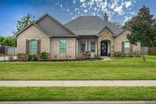 186 Circle Club Ln., Longview, TX 75602