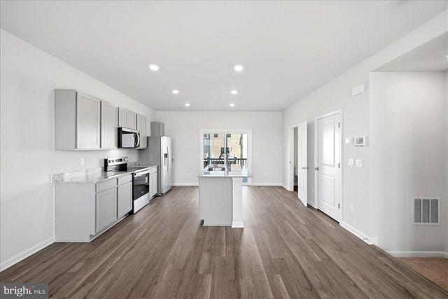 122 BOWERS ST, Stephens City, VA 22655