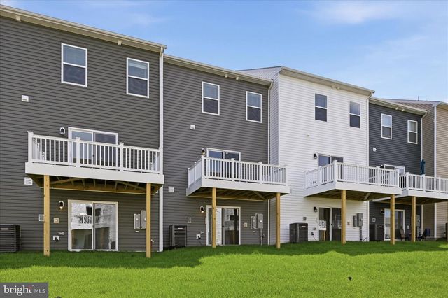 122 BOWERS ST, Stephens City, VA 22655