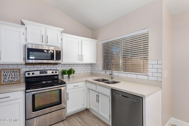 3841 W ELGIN Street, Chandler, AZ 85226