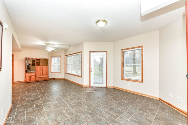 249 E Woodfield Lane, Mooresville, IN 46158