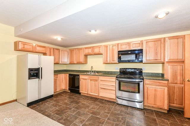 249 E Woodfield Lane, Mooresville, IN 46158