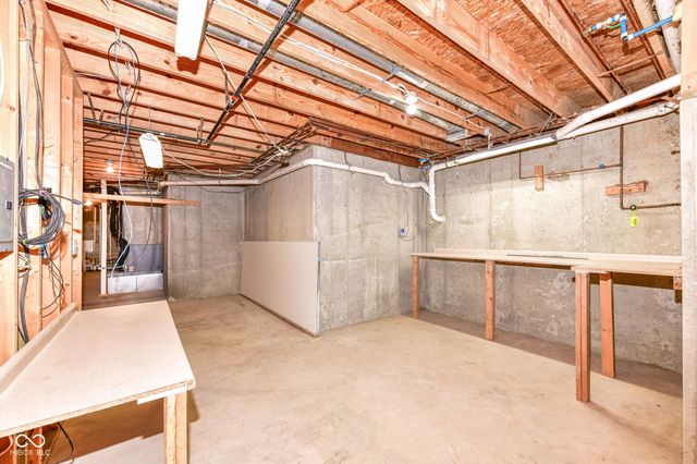 249 E Woodfield Lane, Mooresville, IN 46158