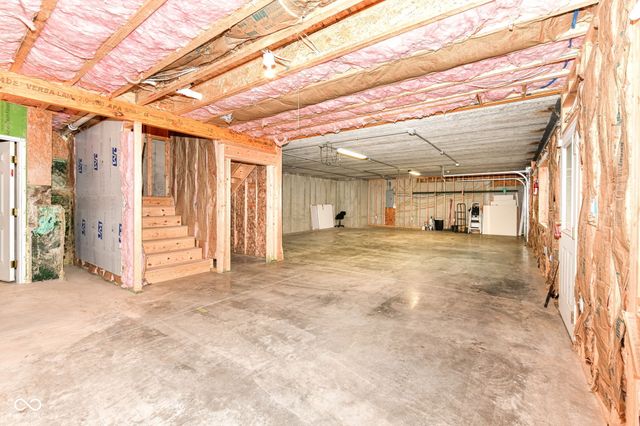 249 E Woodfield Lane, Mooresville, IN 46158