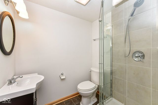 249 E Woodfield Lane, Mooresville, IN 46158