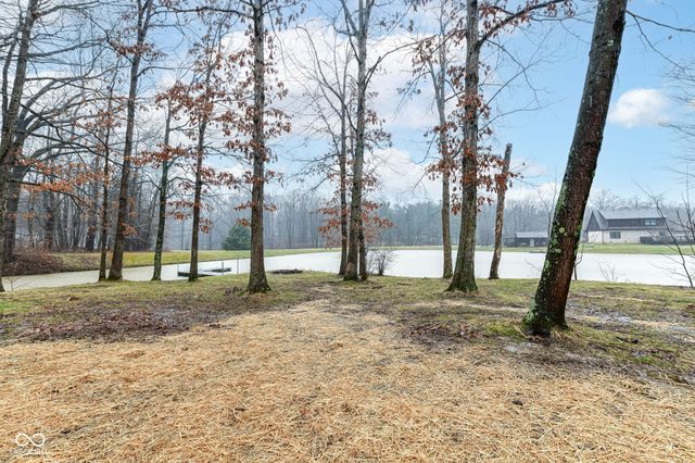 249 E Woodfield Lane, Mooresville, IN 46158