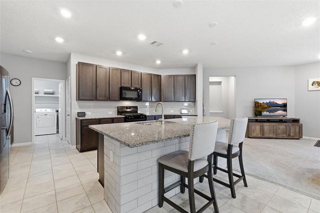 3912 Eagle Nest Lake Lane, Magnolia, TX 77354