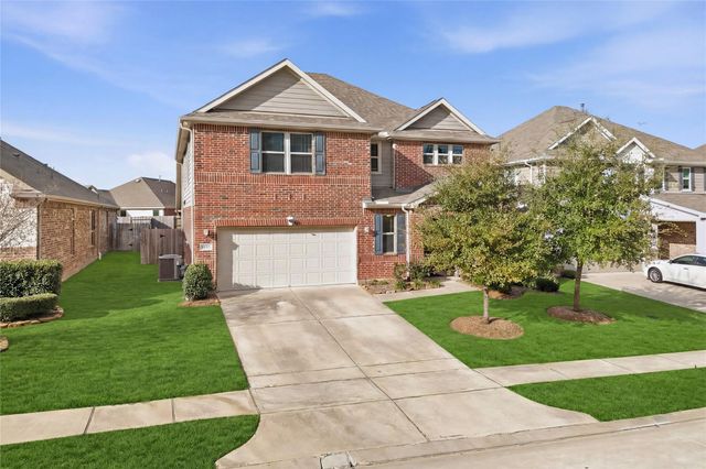 3912 Eagle Nest Lake Lane, Magnolia, TX 77354