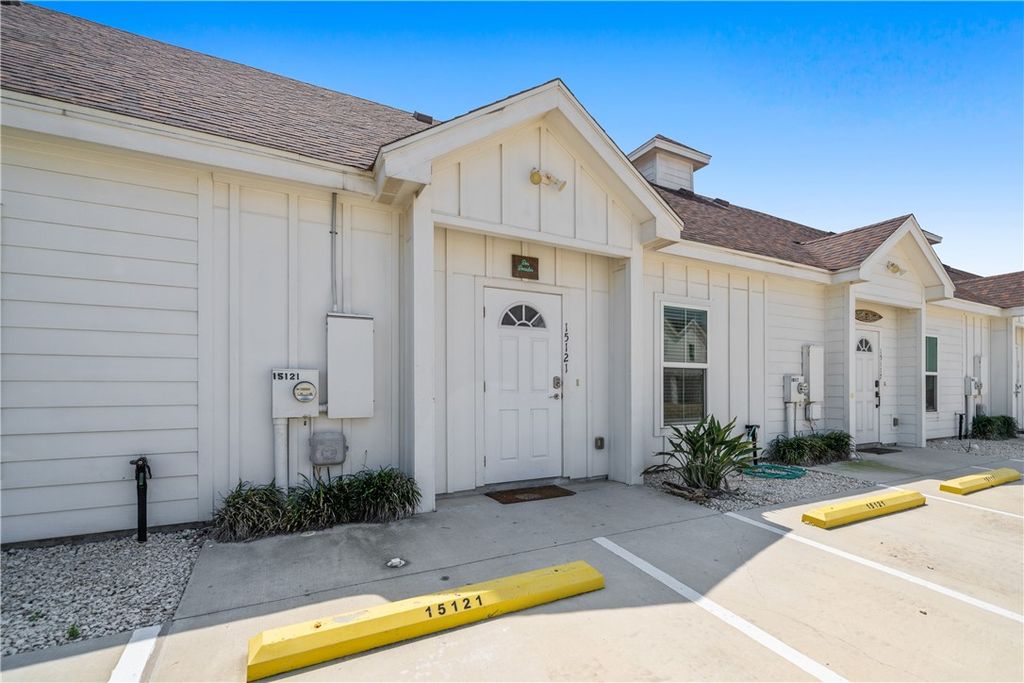 15121 Kokomo Dr, Corpus Christi, TX 78418 — photo 3