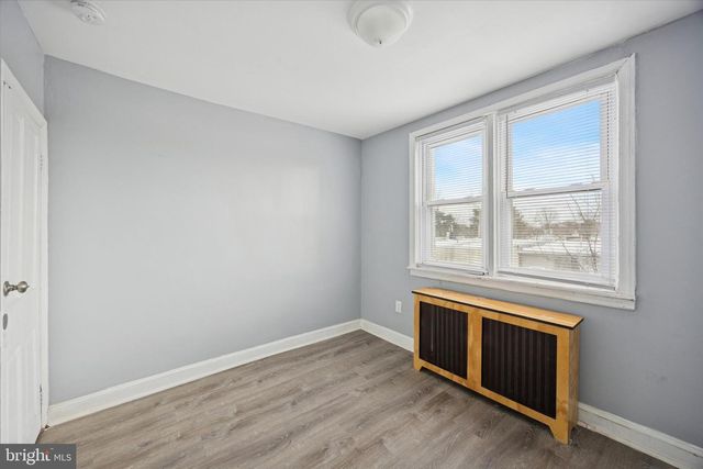 4928 W THOMPSON ST, Philadelphia, PA 19131