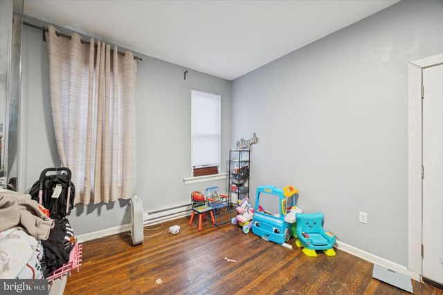 4928 W THOMPSON ST, Philadelphia, PA 19131