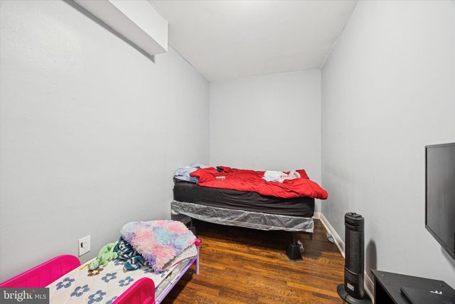 4928 W THOMPSON ST, Philadelphia, PA 19131