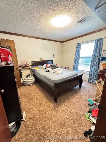 4517 S Gum Avenue, Broken Arrow, OK 74011