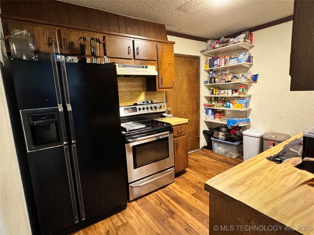 4517 S Gum Avenue, Broken Arrow, OK 74011