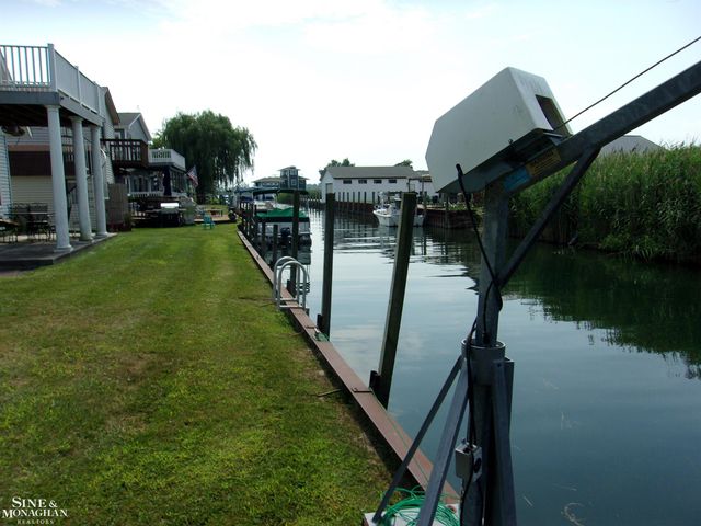 7258 Bedore Highway, Harsens Island, MI 48028