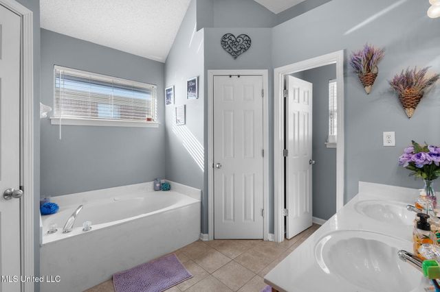 7207 Maple Grove Road, Olive Branch, MS 38654